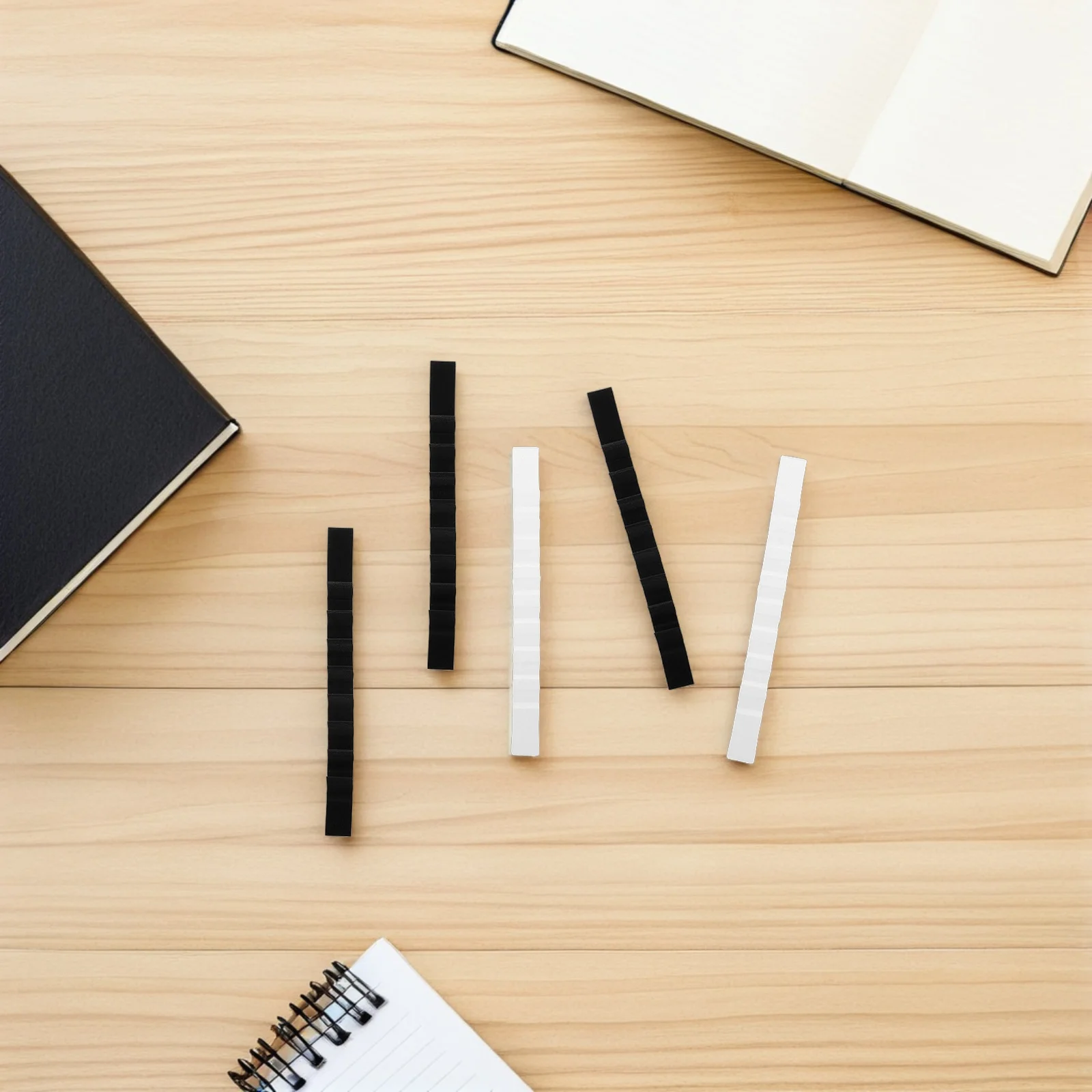 

200pcs Anti-Slip Hanger Grips Clear Non-Skid Shoulder Pads For Plastic Wood Metal Clothes Hangers Clothing Hanger Accessories