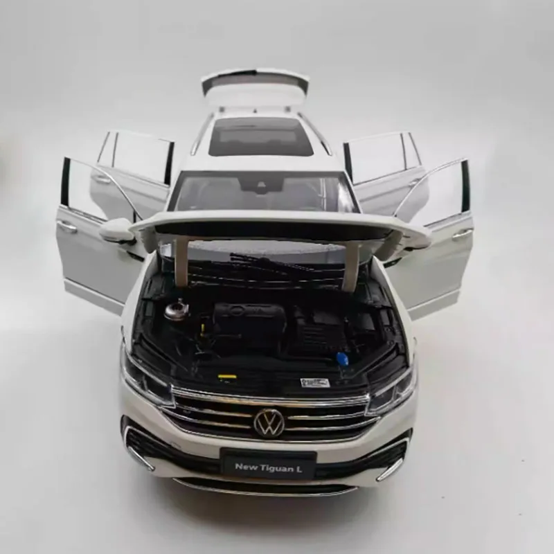 Original Diecast 1: 18 Scale 2022 New TIGUAN L SUV Off-road Vehicle Alloy Car Model Collection Display Toy Gifts Souvenirs