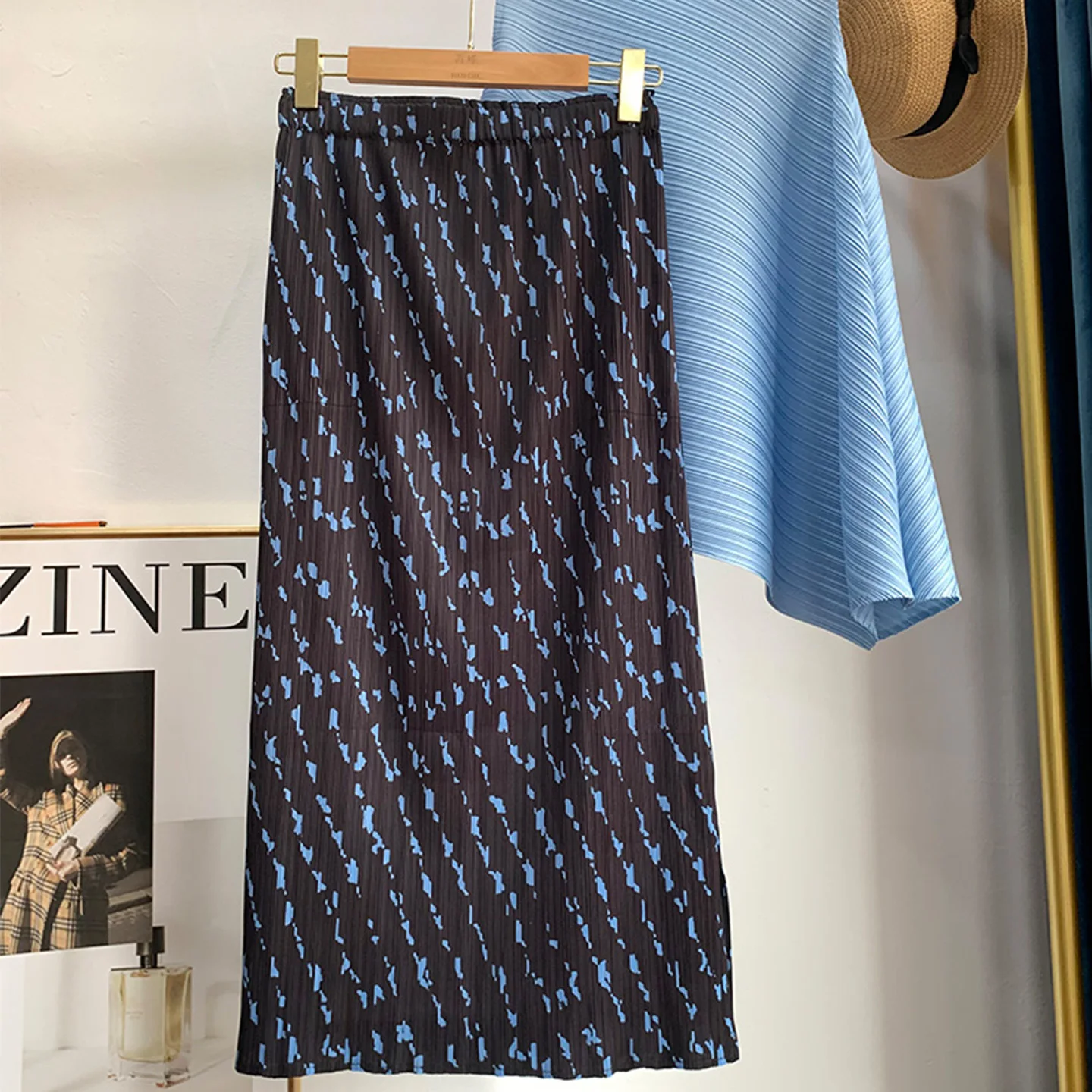 مياكي مطوي 2025 جديد مطوي مطبوعة نصف الجسم تنورة الربيع والصيف تصميم موضة عادية منتصف طول مرونة الخصر تنورة #1