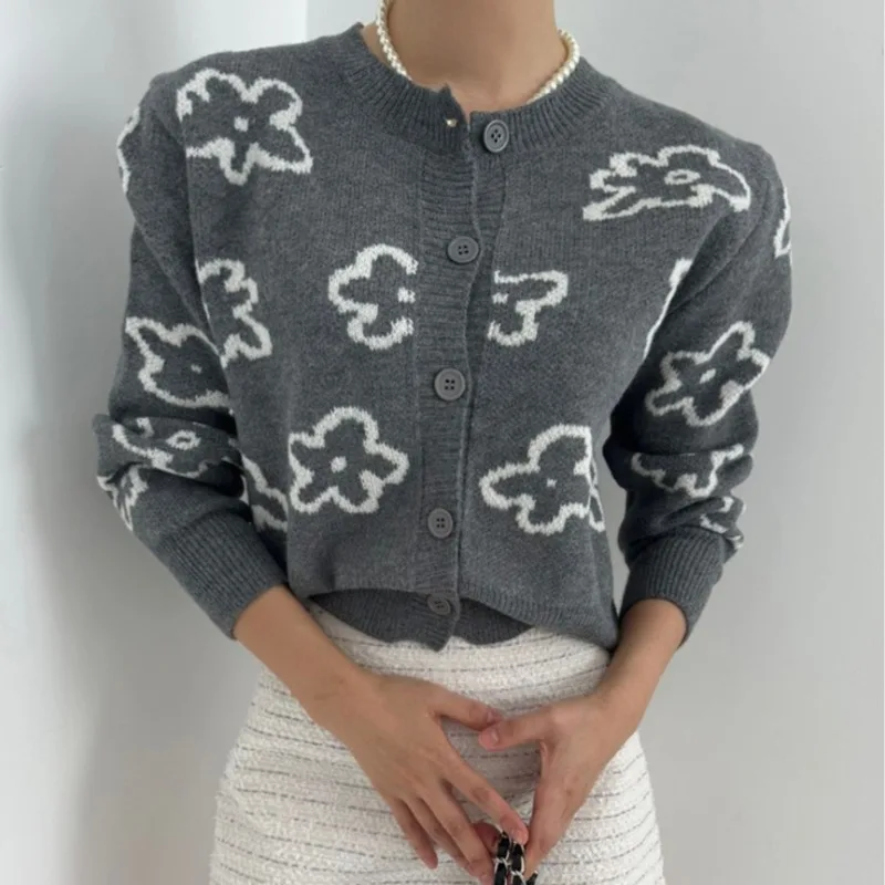 

2025 Korean Chic Vintage Floral Jacquard Knitted Cardigan Women Sweet O-neck Single-breasted Loose Sweater Coat Ladies Jumpers