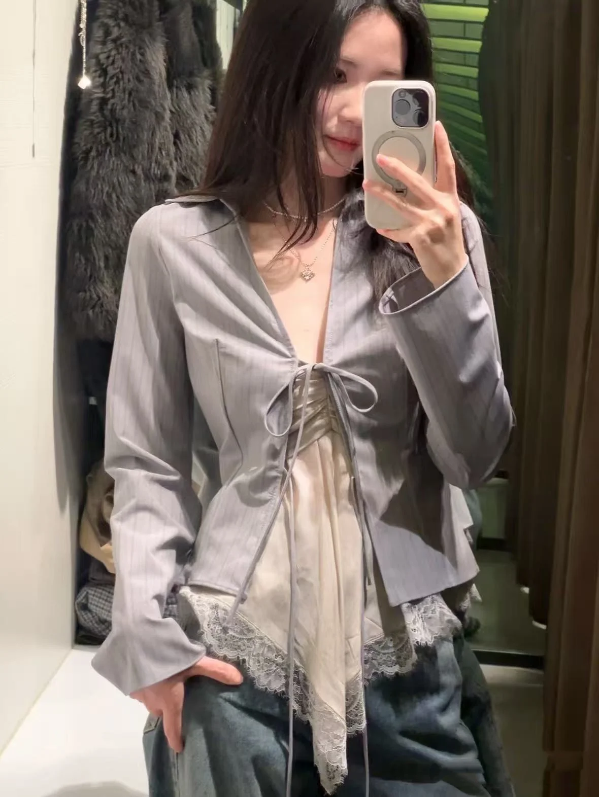 

Spring Summer 2026 Women's Slim Fit Long Sve irt with Bow Tie Retro Striped Knot Design Breathable Polyester