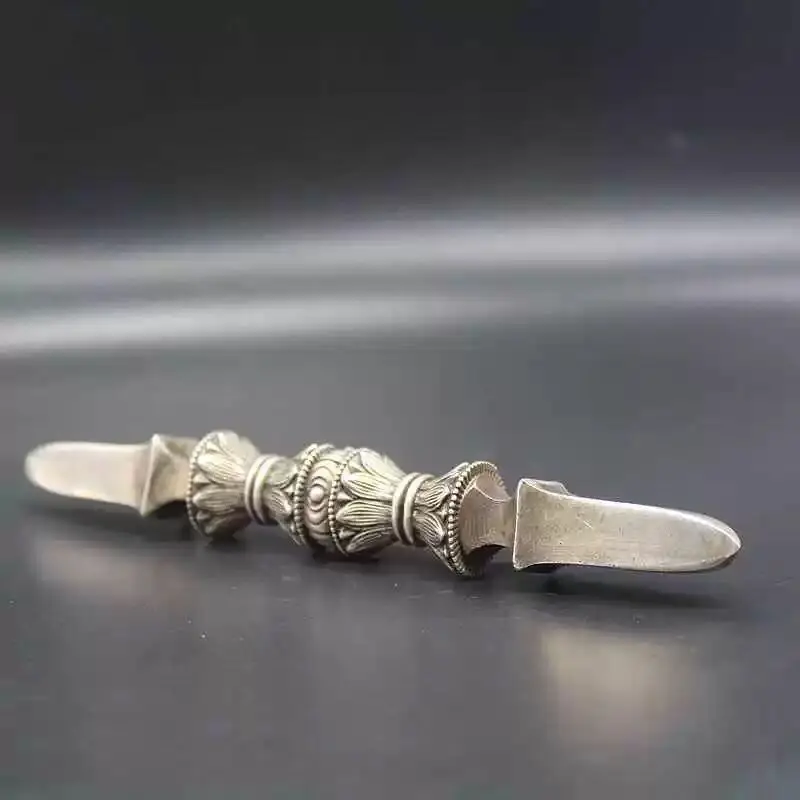Antique Miscellaneous Collection Antique Nepalese Dharma One-word Vajra Pestle White Copper Vajra Pestle Dharma Weighing about 2