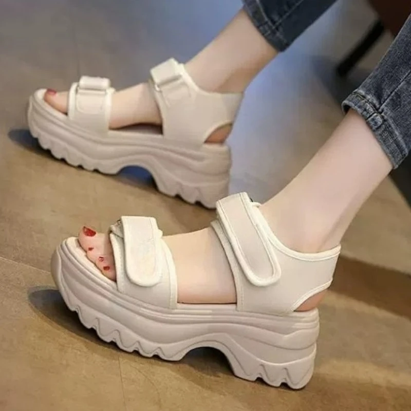 

Sports Platform Sandals Women's 2026 Summer New Versatile Soft-sole Casual Beach Shoes