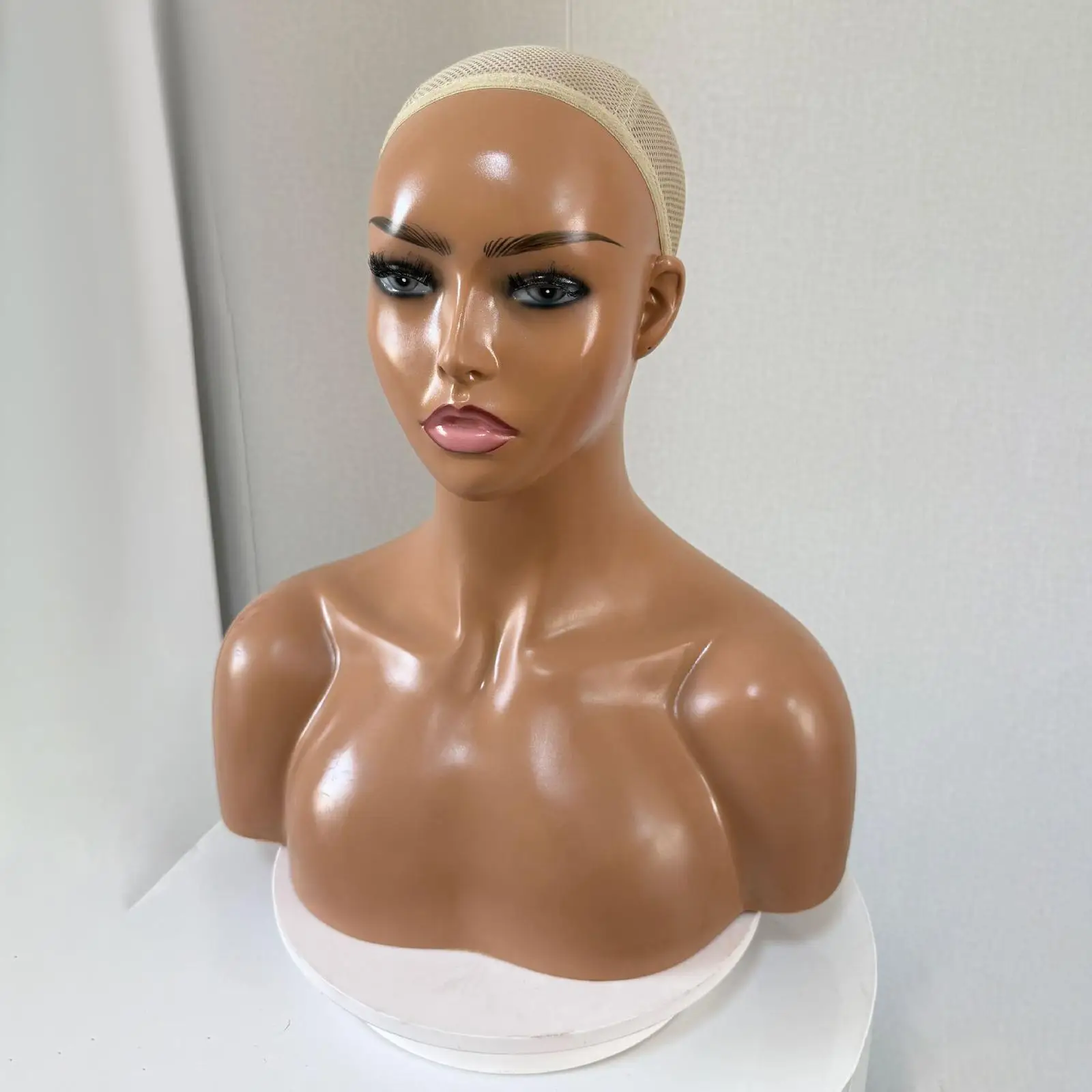 Realistic Female Mannequin Head with Shoulder for Necklace Wig Glasses