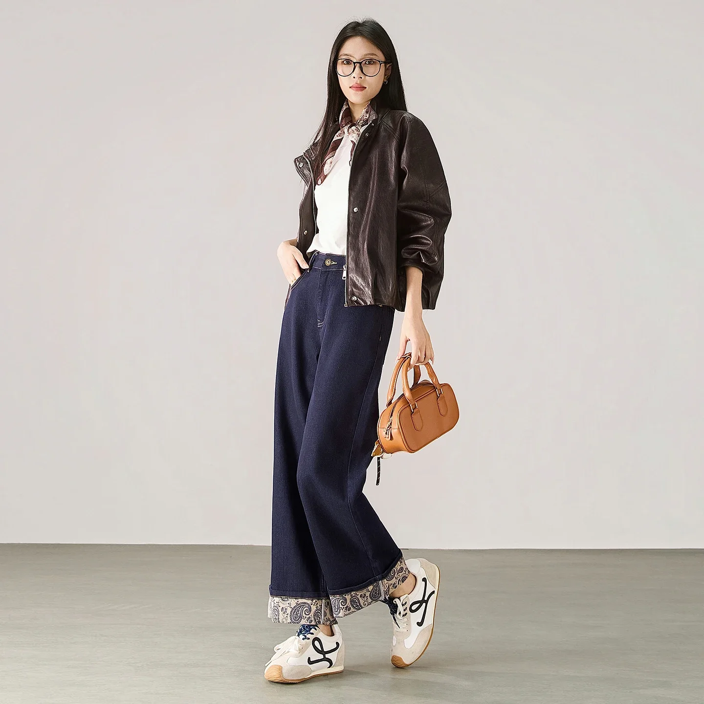 SENTUBILA Dark Blue Wide Leg Jean for Women Cotton Blend Print Cuff Loose Casual Pant 2026 Autumn Vintage Ladies Jean W63ND8423