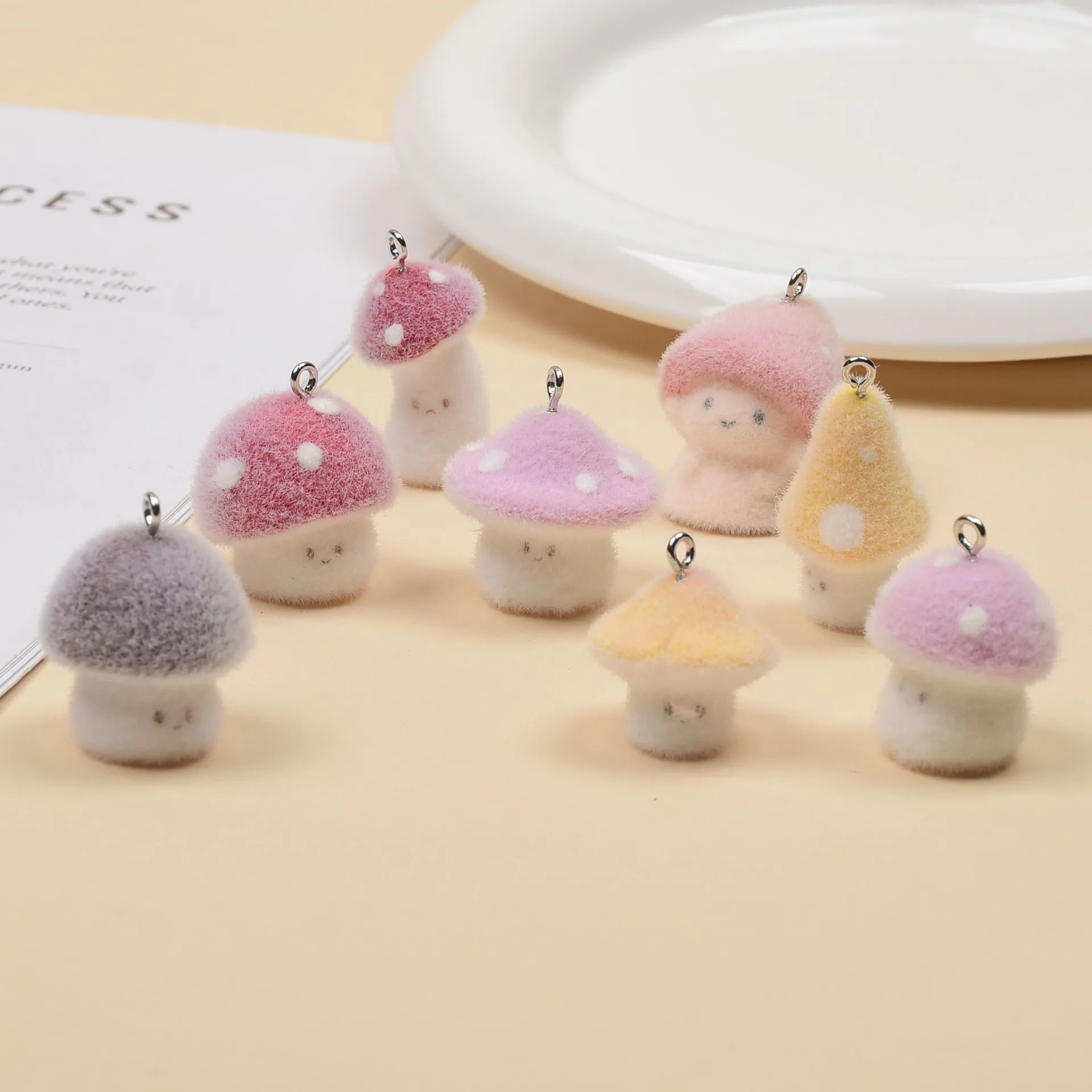 

6pcs Cute Folcking Resin 3D Mushroom Charms Pendant for Jewelry Making Diy Earrings Keychain Handmade Accessories