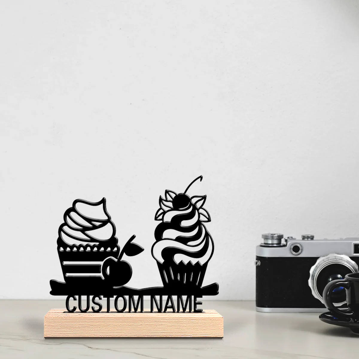 1pc Creative Ice cream Personalized Name Tin Statue Metal Ornament Handicraft With Wood Base Metal Statue Office Desk