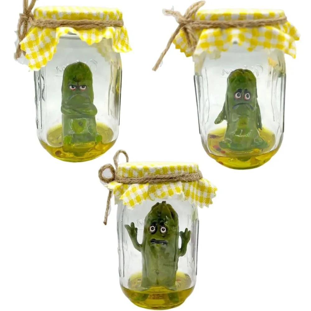 Grumpy Pickle in a Jar Sculpture,Miniature Glass Screaming Pickle in a Jar Sculpture,Handmade Pickle in a Jar Sculpture Gift