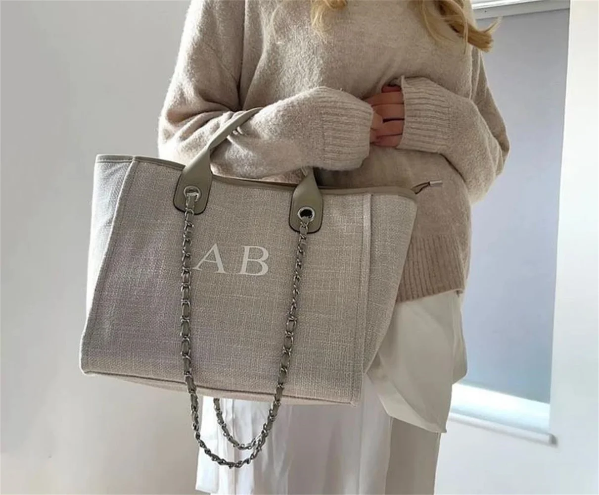 Personalised Light grey/beige Monogram Canvas Tote Bag| Initial Bag | Handbag | Beach Bag | Bride Gift | Birthday Gift Chain tot