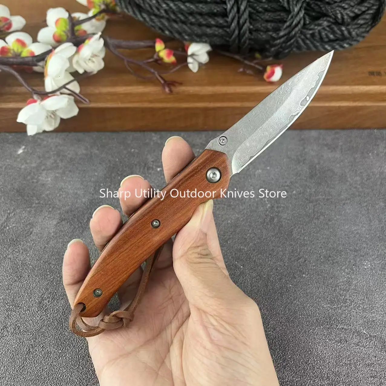 

Дамасская сталь Survival Camping EDC Складной нож Портативный универсальный складной охотничий инструмент Многоцелевая деревянная ручка Ежедневные инструменты