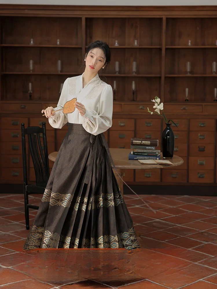 

Original Hanfu Set July Evening Feathers And Scs Gold Mistaken Fem f Skirt Top for Autumn 2024 National Sle