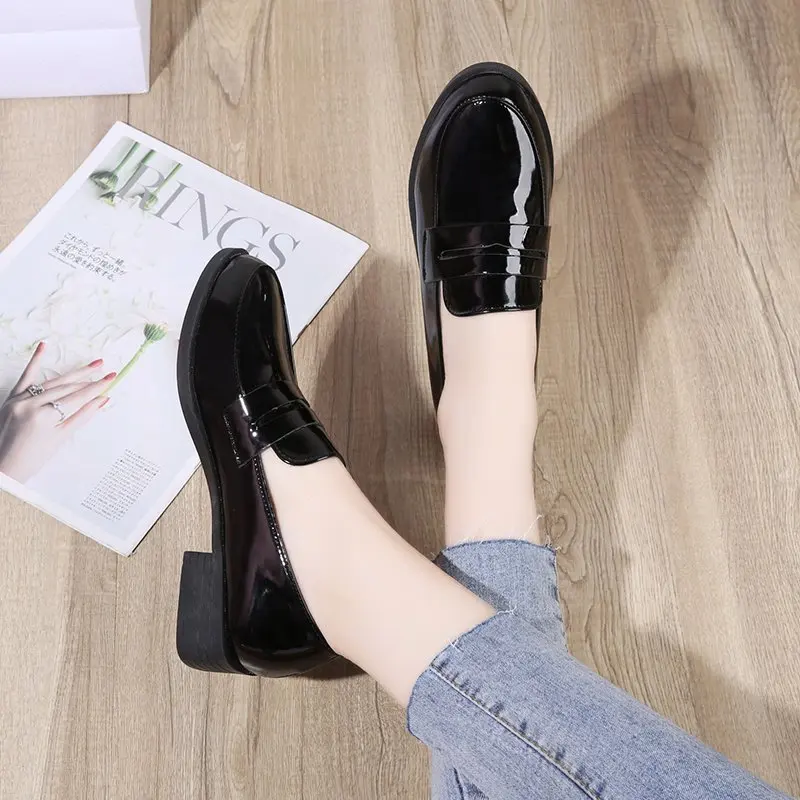 New Simple Patent Leather Loafer Shoes for Women Spring Autumn Slip on Casual Shoes Woman Solid Color Soft Sole Flats