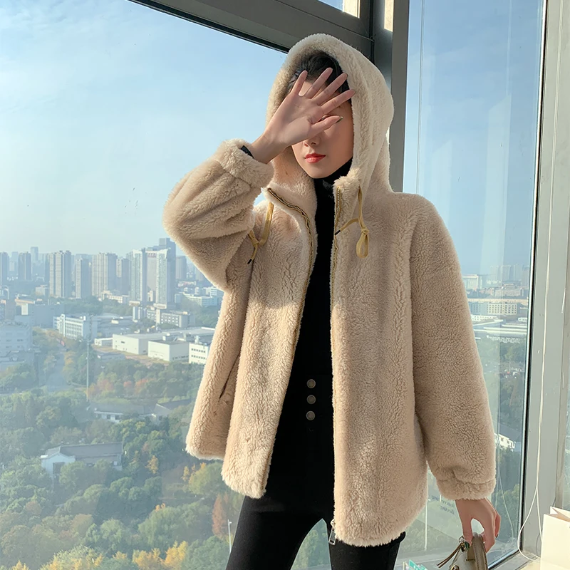 AYUNSUE New 2023 Winter Sheep Shearing Jacket Women Hooded Fur Coats for Women Casual Loose Wool Jackets Women Fur Coat Casaco