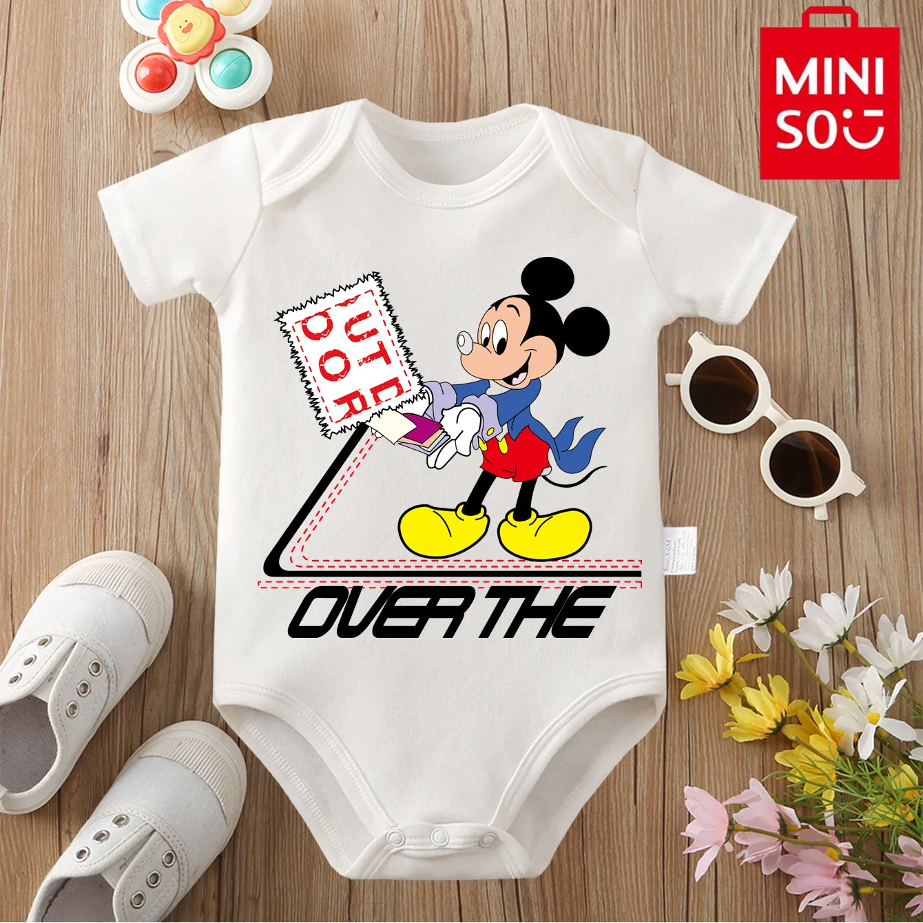 

MINISO Mickey Mouse Cute Sports Print Pure Cotton Bodysuit Baby Soft Cloths for Baby Onesie Jumpsuit for 0 To 12 Months Newborn