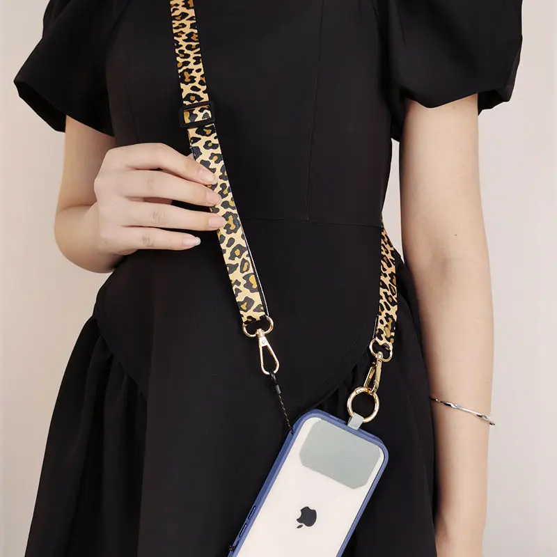 Crossbody Leopard Print Back Hanging Neck Chain Adiustable Shoulder Wide Pendant Anti-lost Slinc with Clip Mobile Phone Lanyard