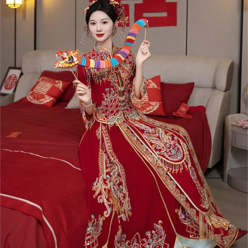 

Свадебное платье дракона и феникса для тостов с воротником-стойкой из ткани из уксусной кислоты в новом китайском стиле.