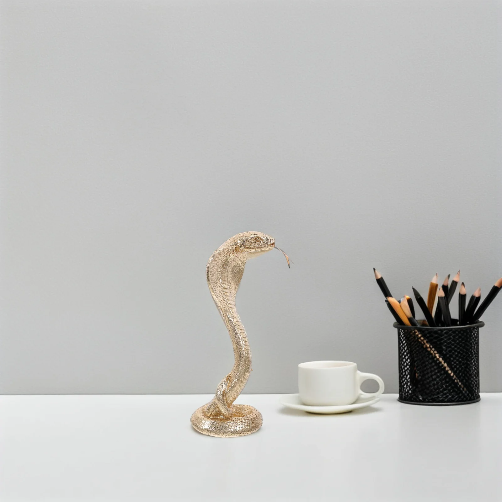 

Resin Cobra Statue Desktop Snake Sculpture Miniature Feng Shui Animal Chinese Figurine Bookshelf Office