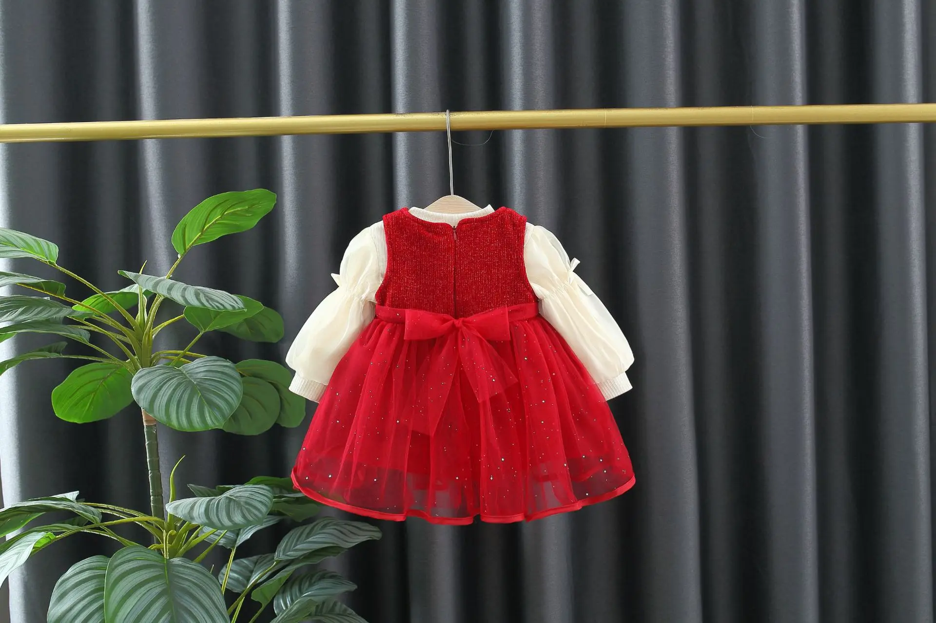 Girl Suit New Autumn Winter Fashion Style Sets Baby Fleece Thick Solid Bottoming Shirt Princess Skirt Red Dress Two Piece Suit