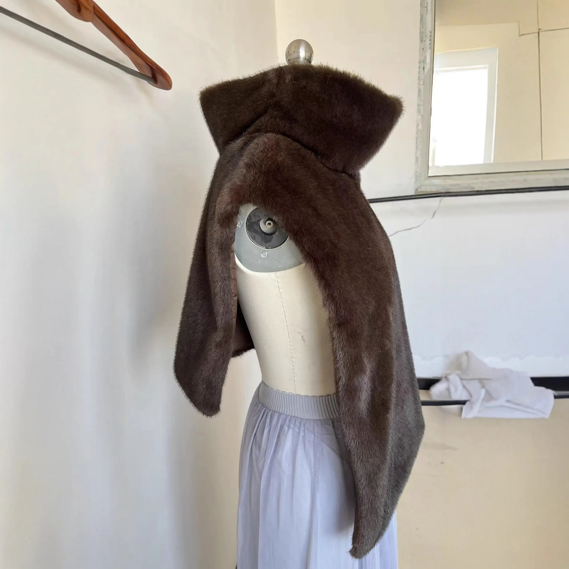 high quality Brand Fashion Faux Fur Sable Vest Crop Top Autumn Winter Turtleneck Eco Mink Fur Tank Tops Sleeveless Jacket Coat