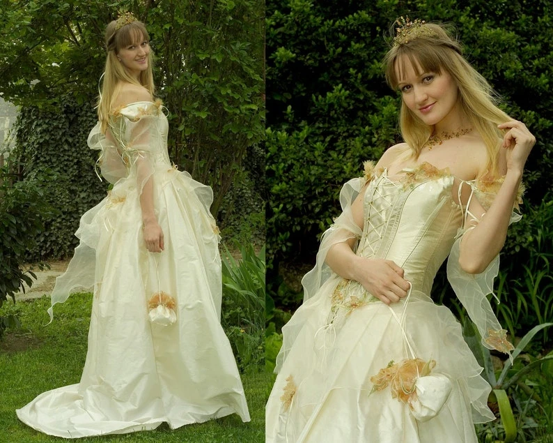 Rococo Geïnspireerd Fee Prinses Corset Trouwjurk Uit De Schouder Vintage Een Lijn Bridal Jurken Gouden Kant Bloemen Applique Gewaad