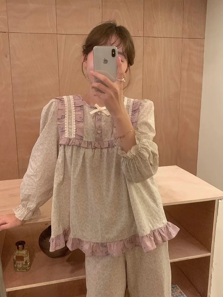 

Retro Floral Sleepwear Women's Long Sleeve Long Pants Sweet Lace Home Clothes Set Autumn New Style Comfortable Polyester