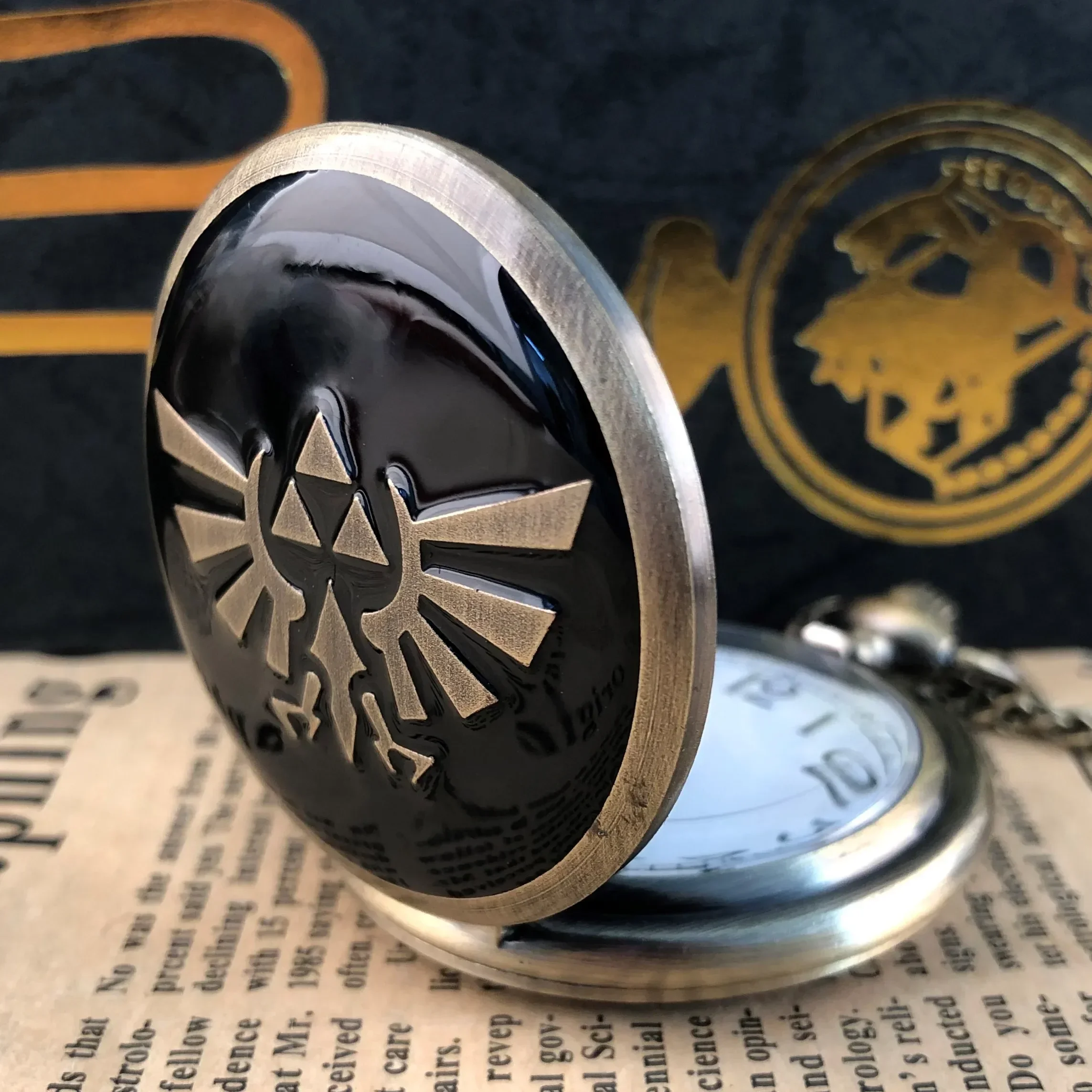 

SHUHANG 10pcs/lot Wholesale New Anime Design Quartz Pocket Watch Vintage Creative Kid Women Men Necklace Pendant Watch