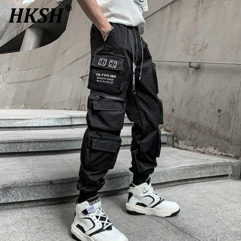 

HKSH Autumn Summer New Men's Tide Tactical Darkwear Safari Style Fashion Pockets Leisure Fashion Youth Punk Cargo Pants HK0010