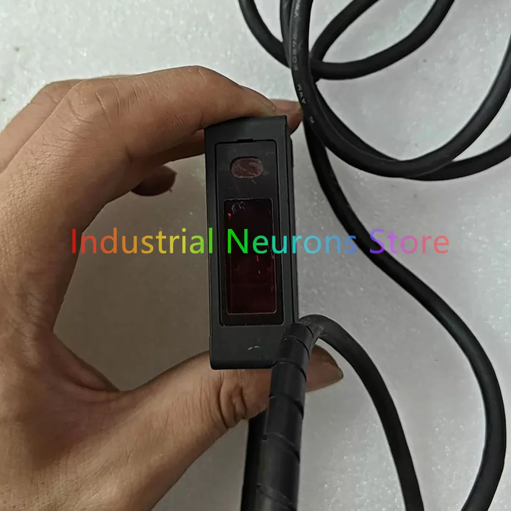 Laser ranging displacement sensor OD2-N30W04A2