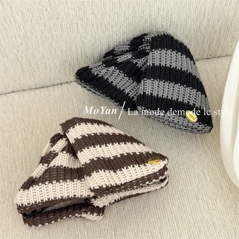 

Новая зимняя шерстяная вязаная заколка-крестик, золотая стандартная заколка для волос, женственная универсальная заколка в виде акулы