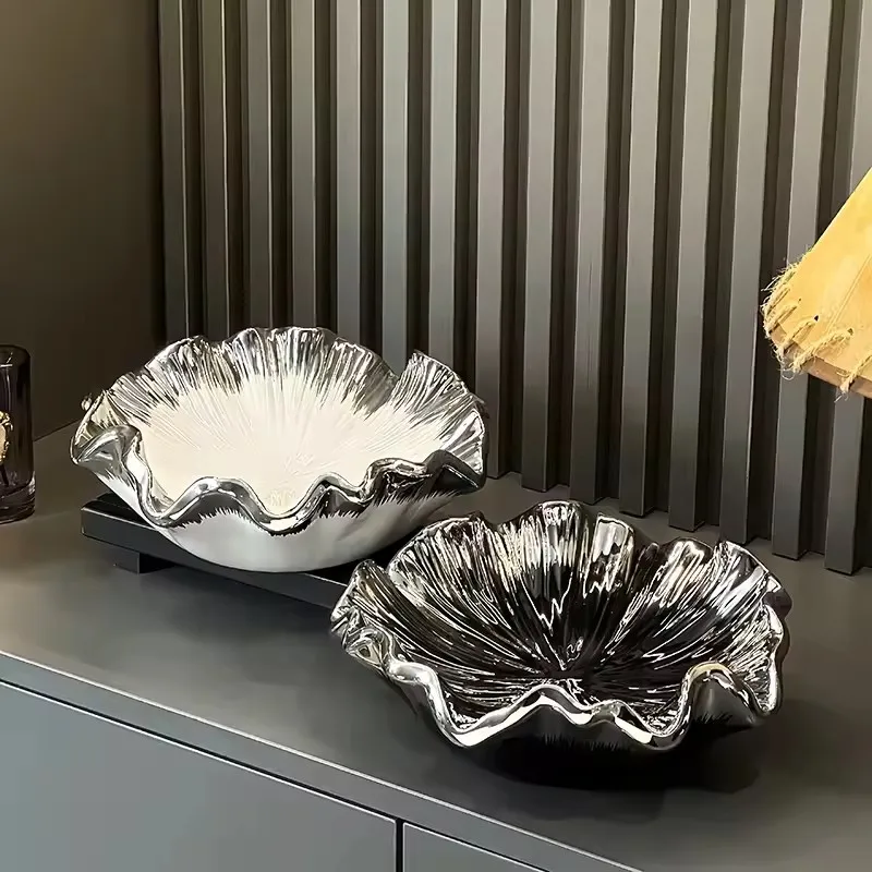 Light luxury leaf fruit tray, living room, home use, high-end ceramic, high-end exquisite, high aesthetic value, tea table, frui