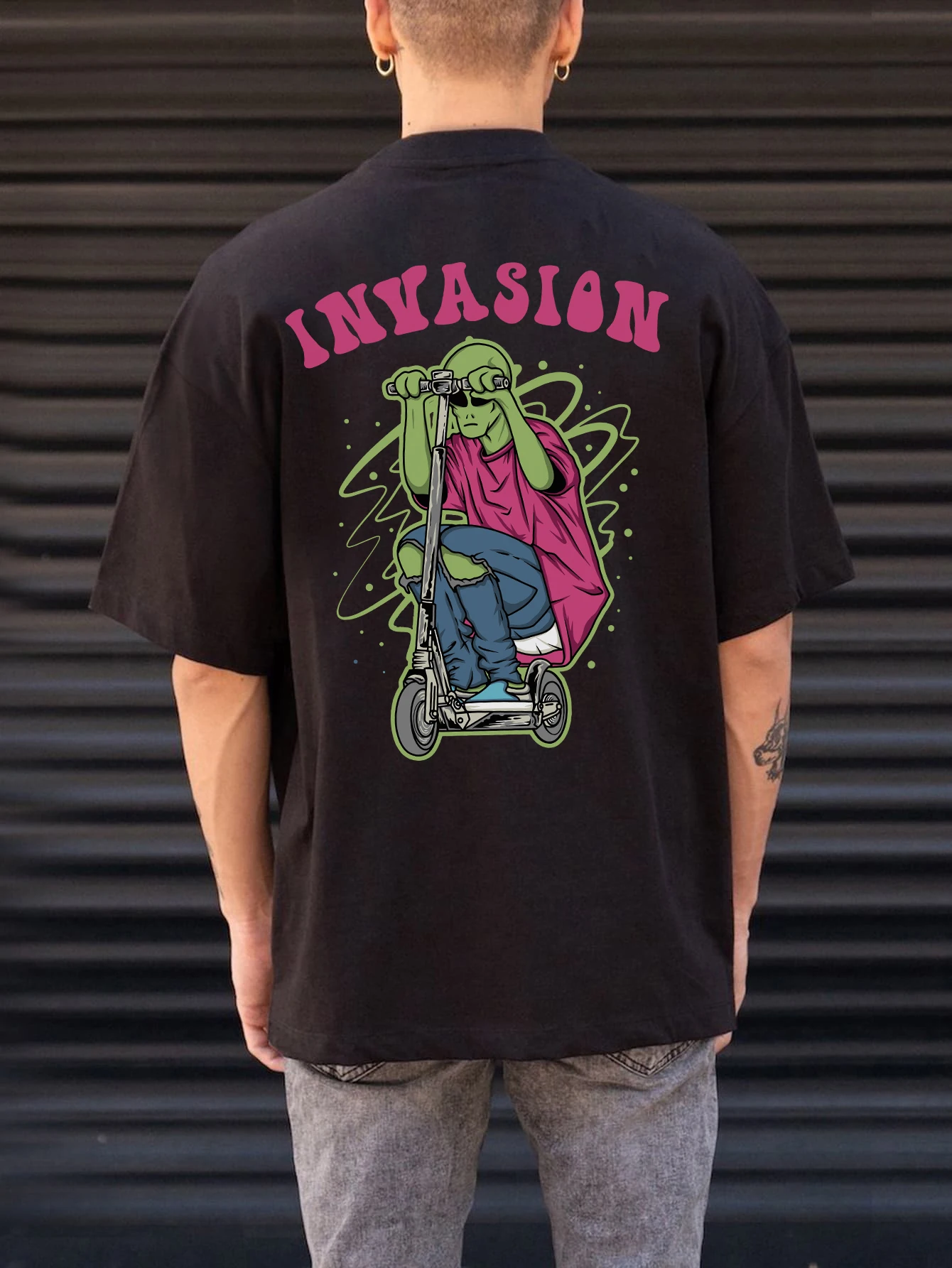 Invasion Aliens Play Kick Scooter Printed Mans Tee Clothing Personality Casual Street Tops Oversize Trend Men Cotton T-Shirts