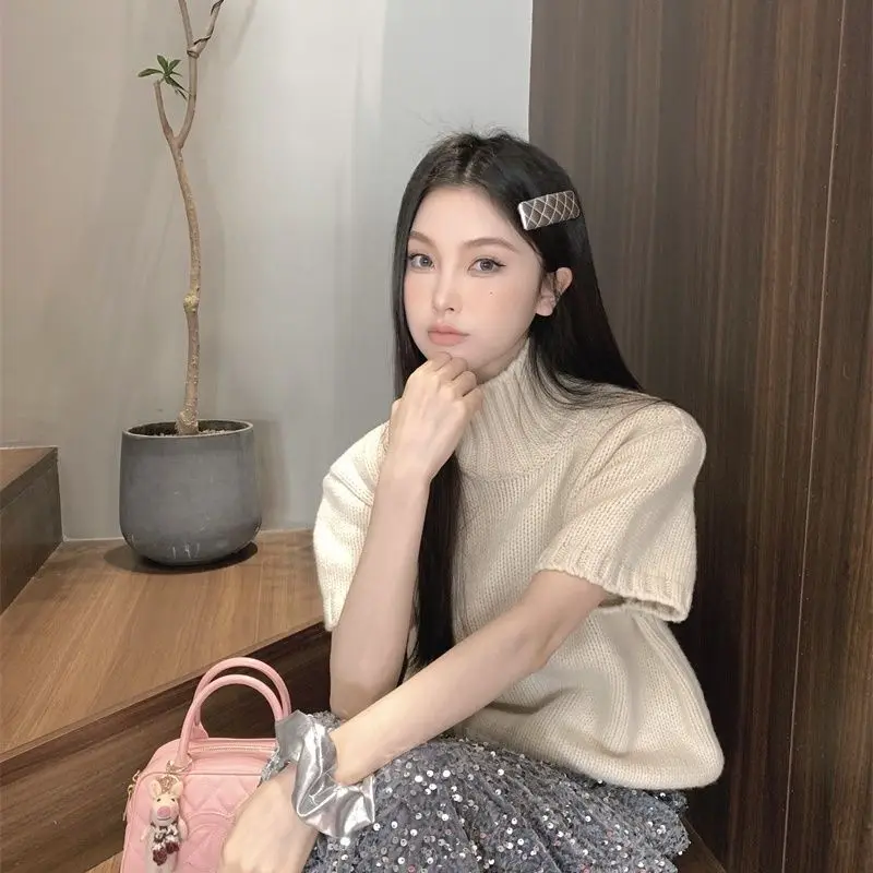 2025 automne et hiver bulle col rond pull col haut couleur unie ample à manches courtes pull pour femme