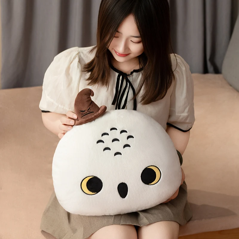 Harry Potter pastel de feliz cumpleaños búho sombrero de mago juguete de peluche Kawaii dibujos animados muñeco de peluche almohada colgante bolsa para el hogar decoración regalo para niños