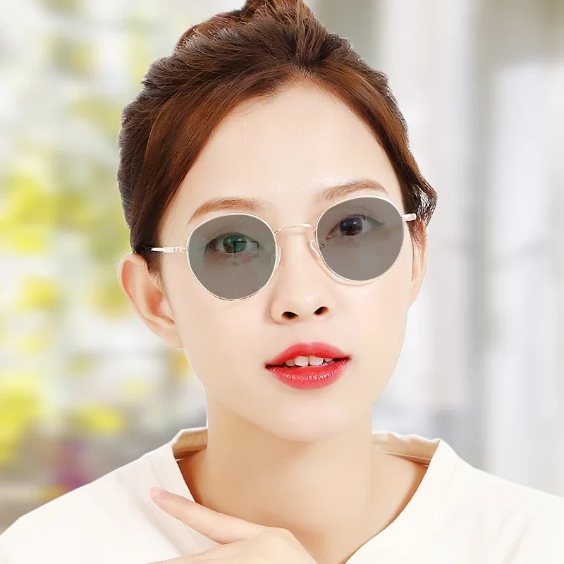Photochromic Reading Glasses, Anti UV Sun Readers Presbyopia Eyeglasses,Anti Scratch Tinted Eyeglass for Women Diopters To +4.0