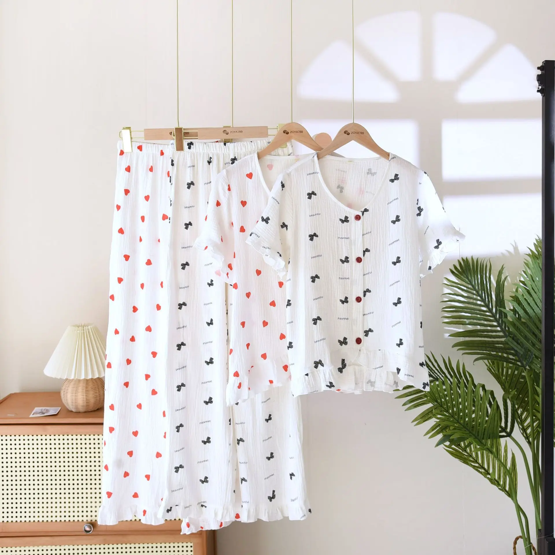 

Wholesale & Retail New Cotton Gauze Pajamas Women's Summer Thin Short-sleeved Trousers Pure Cotton Sweet Lace Loungewear Set