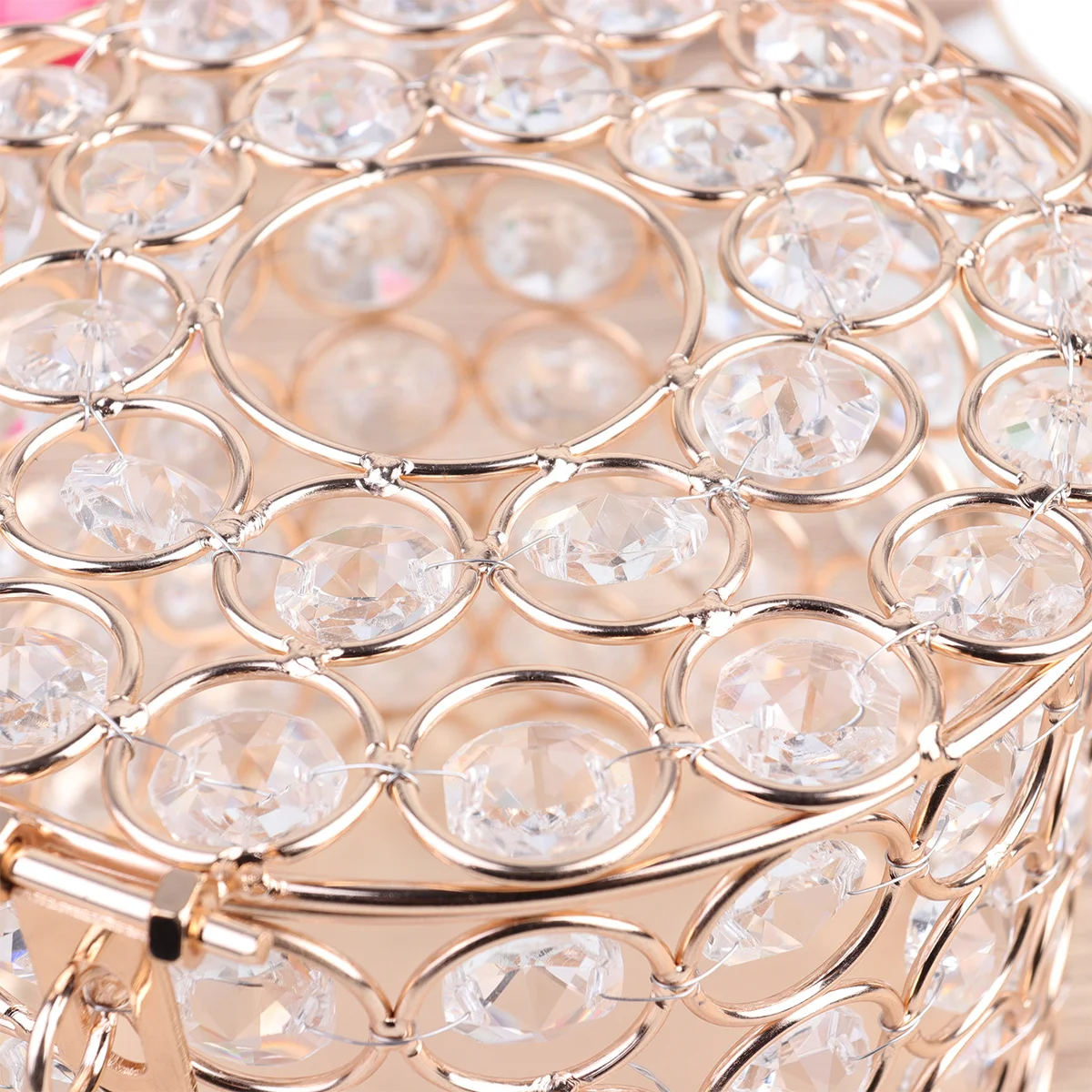 

Stylish Alloy Tissue Box Container Buckle Closure for Living Room Bedroom Hotel Use Round Napkin Case Decorative