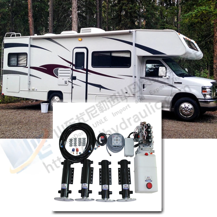 Double acting telescopic hydraulic outrigger self balancing system for touring caravans