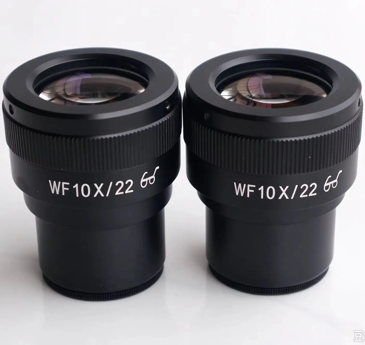 WF10X/22mm 10X Adjustable Diopter High Eye Point Wide Angle Eyepiece FMC Mounting Size 30mm for Stereo Microscope With Reticle