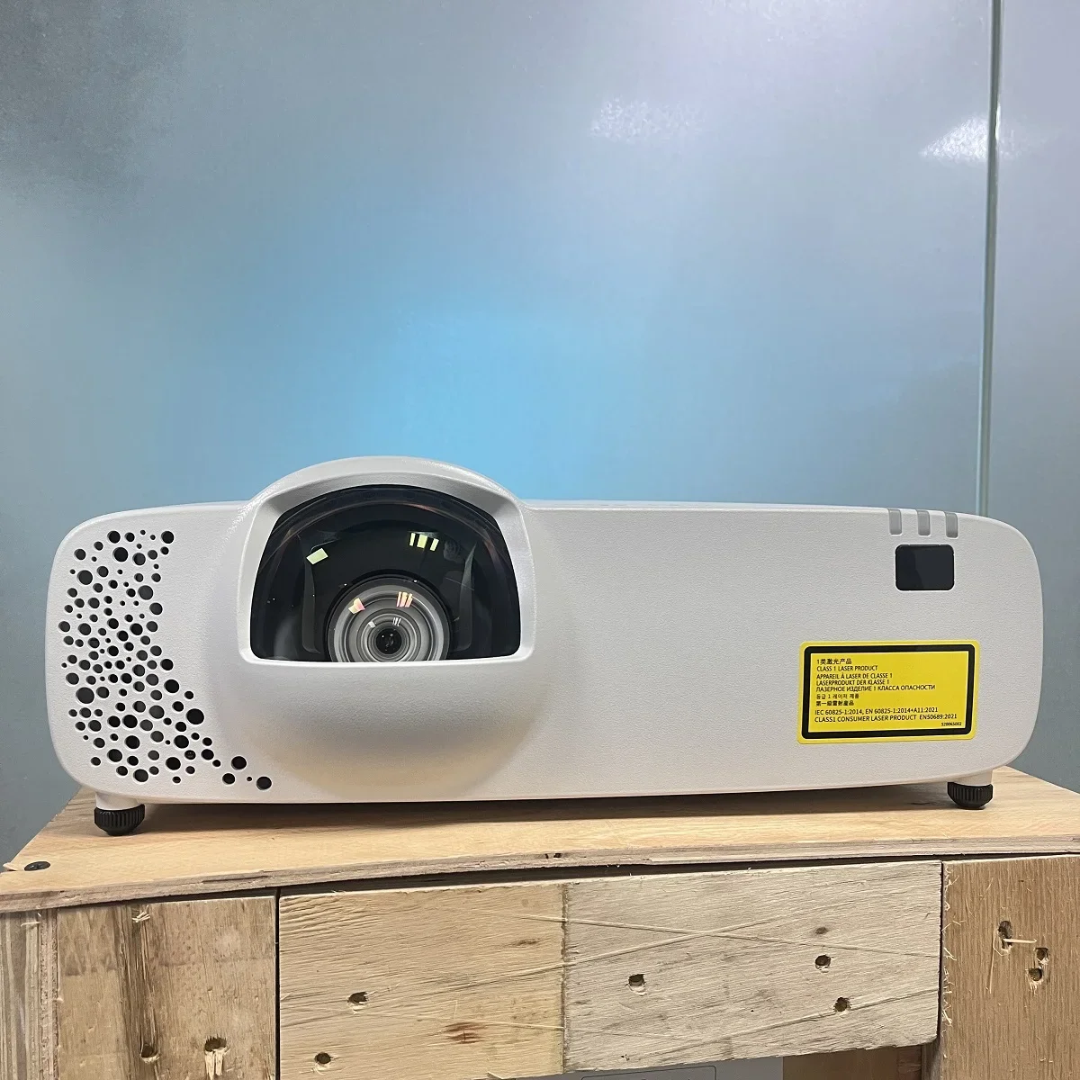 4800 Lumen Short throw video projector 4k for Museum immersive projection