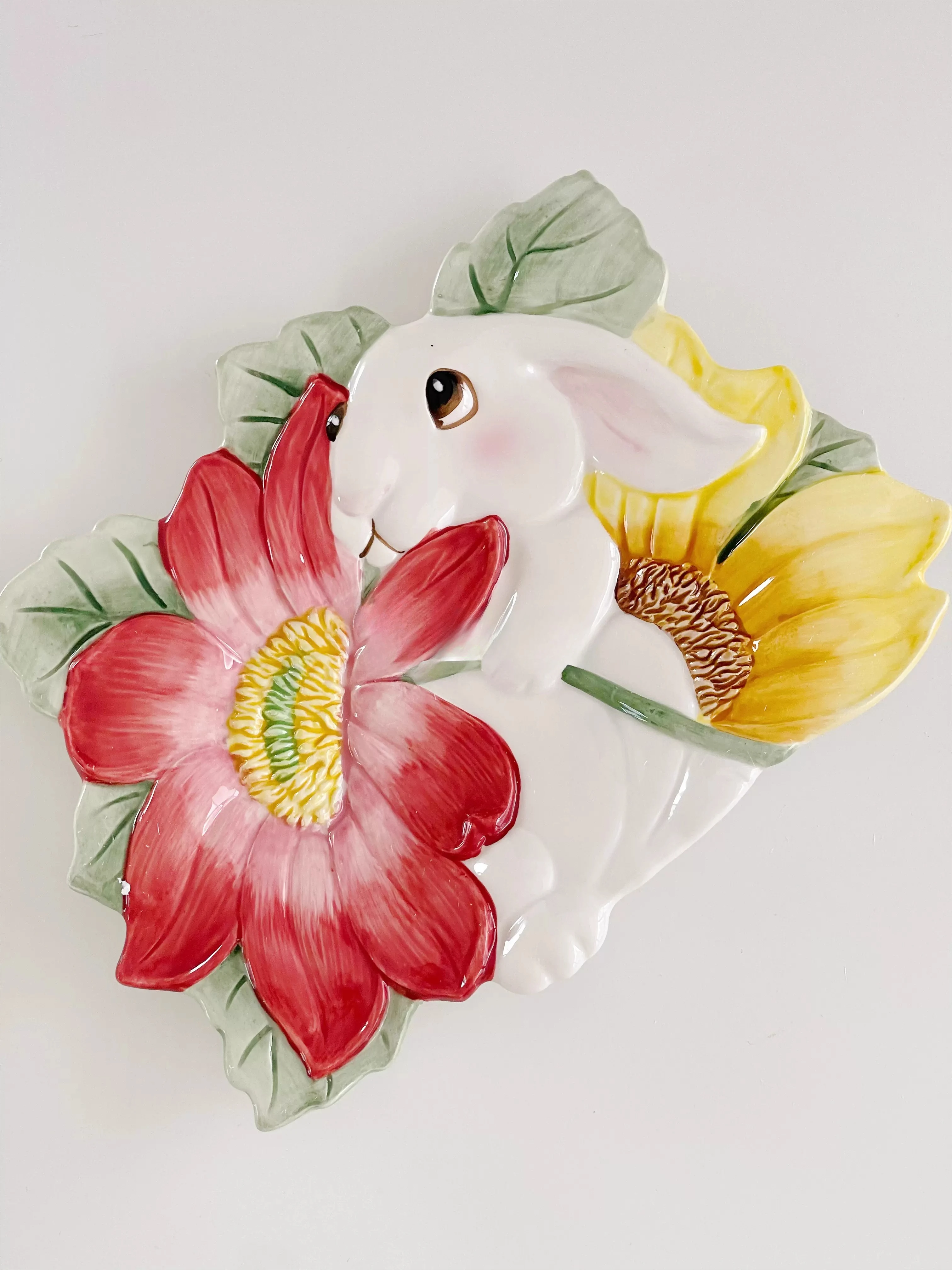 Little rabbit embossed vintage ceramic dessert plate