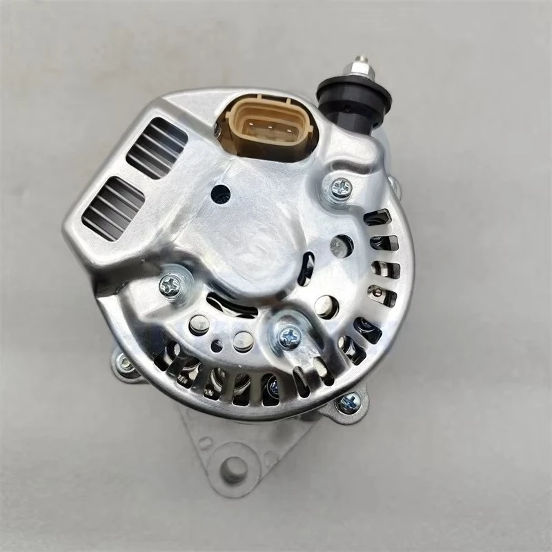 12V 55A Auto Alternator 119626-77210 119626-77220 for Engine 3TNV70 3TNV76 3TNE88 4TNE84 4TNV88 4TNE94 Excavator Spare Parts