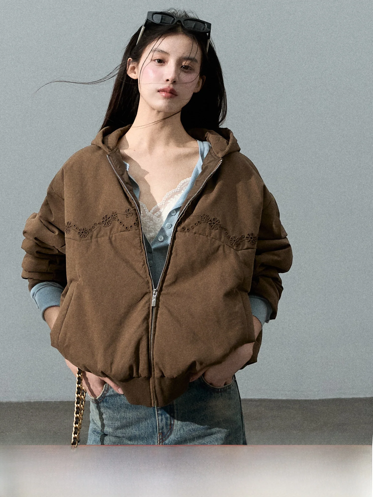 

OAKMOO Laisai Cotton Hollow Embroidery Loose Sweatirt Sle Cotton Jaet ort Texture Feeling Women's Faion Coat