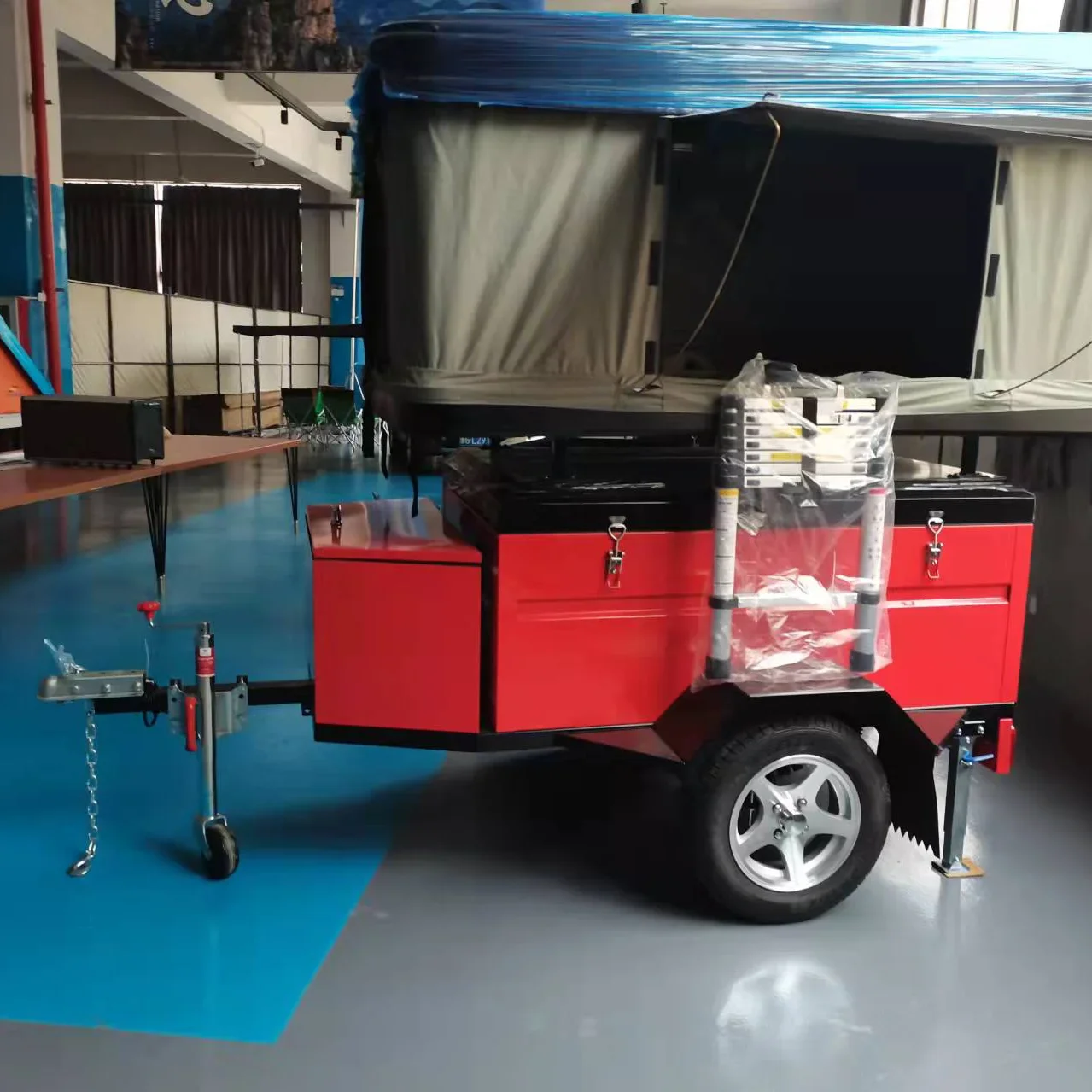 2026 Best New Lightweight  Camping Vehicle Trailers Small Box Mini Road Camper Overland Trailer Camping
