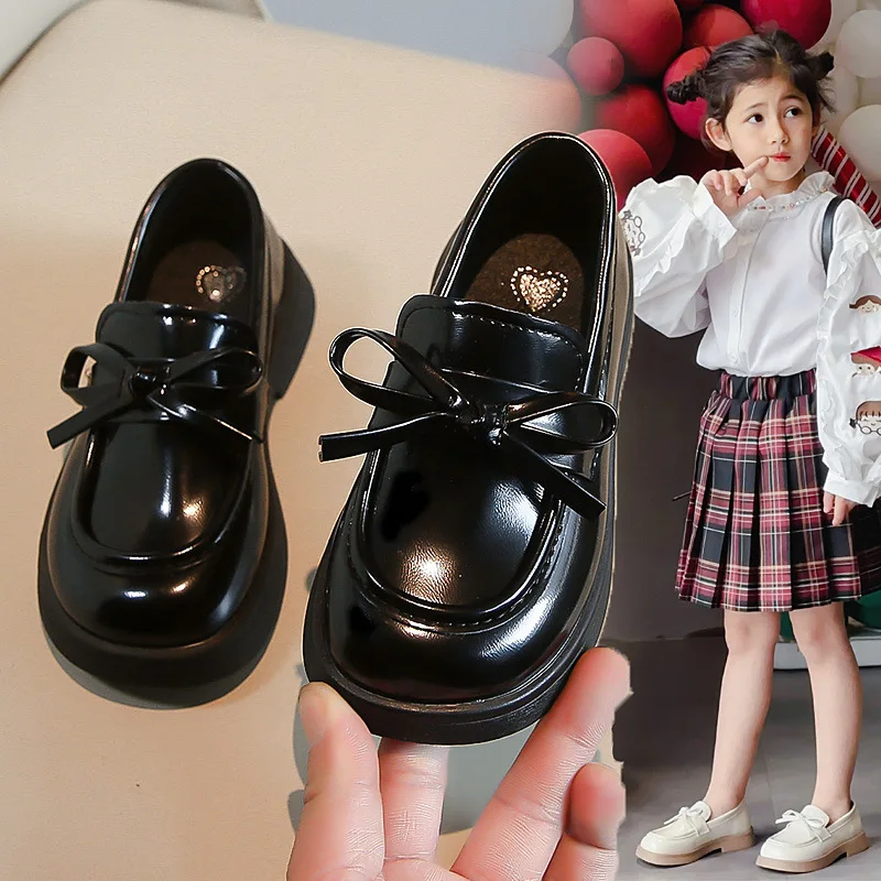 Girl's Black Small Leather Shoes2024Spring and Autumn New Soft Bottom Princess Bowknot Pumps Simple One Pedal Loafer