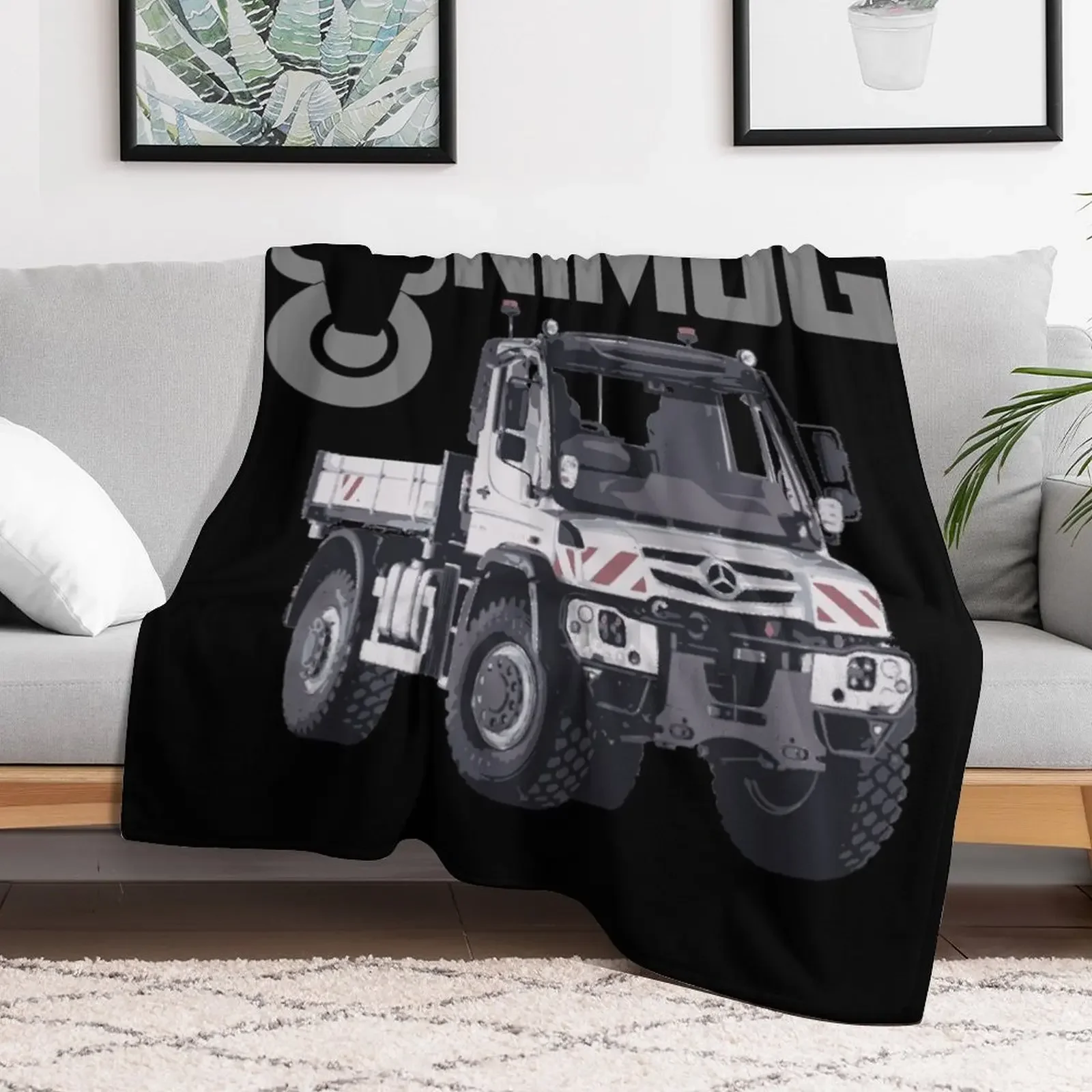 UNIMOG 530 (UNIversal-MOtor-Ger?t) - on black Throw Blanket Cozy Throw Blanket Birthday Gift for Him Her
