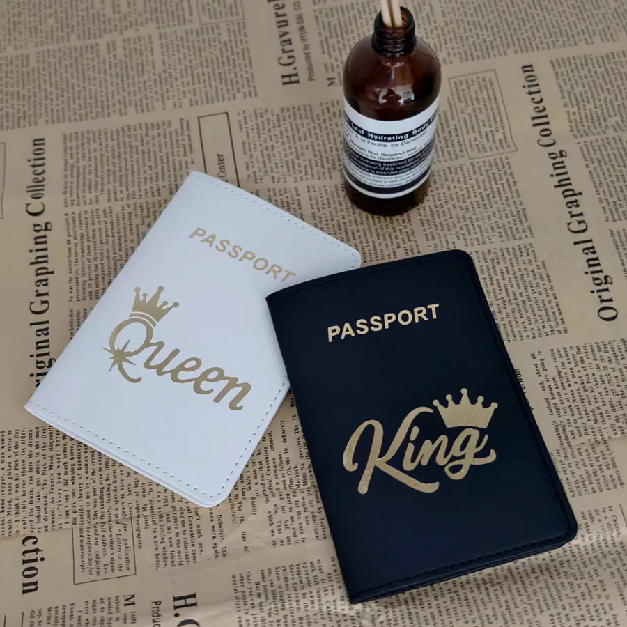 2PCS a Set QUEEN KING Lovers/Couples PU Travel Accessories Passport Case/Cover/Holder for Women or Men