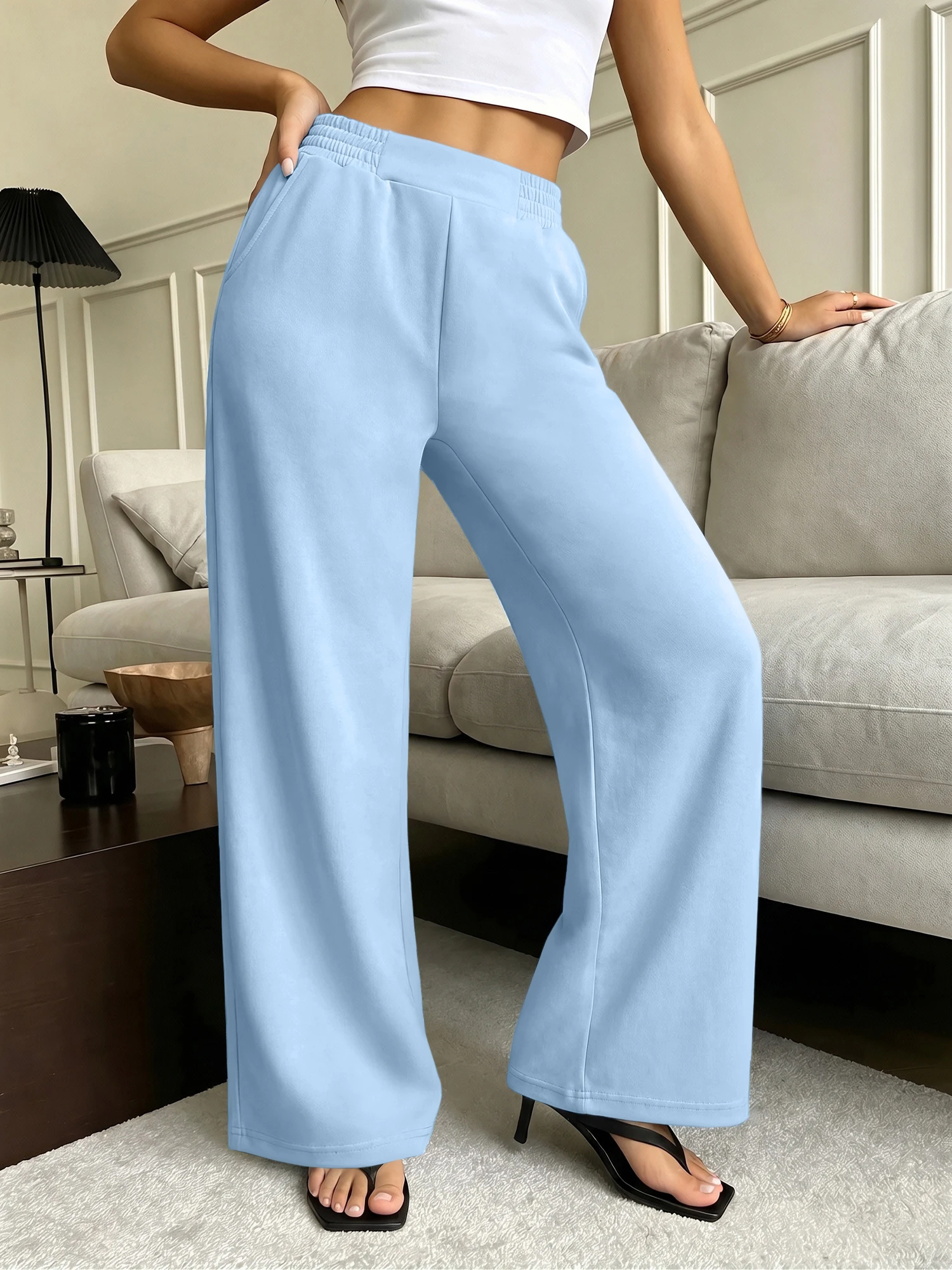 Everyday Straight Sweatpants, Simple Silhouette for Easy Outfit Combinations Across All Seasons