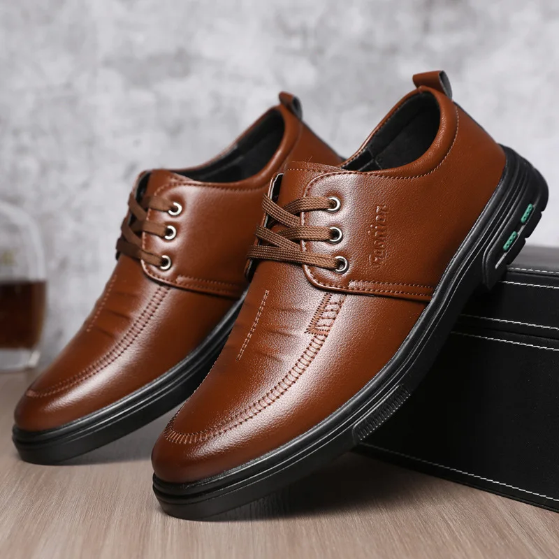 

Новая весенне-летняя дышащая кожаная деловая обувь, противоскользящая, износостойкая, удобная и повседневная спортивная мужская обувь.