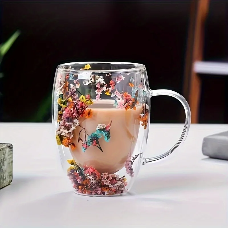 Doppelwandige Klarglas-Kaffeetassen Kreative Klarglas-Becher mit Henkel Blumenmuster Doppelwandige Isolierte Glastasse für Heiß- und Kaltgetränke Geschenk für Zuhause