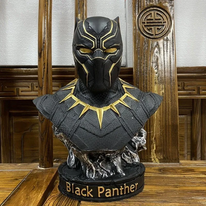 Marvel Hars Cartoon Anime Iron Man Black Panther Figuur Trendy Speelgoed Desktop Creatieve Trendy Cool Collection Model Ornamenten